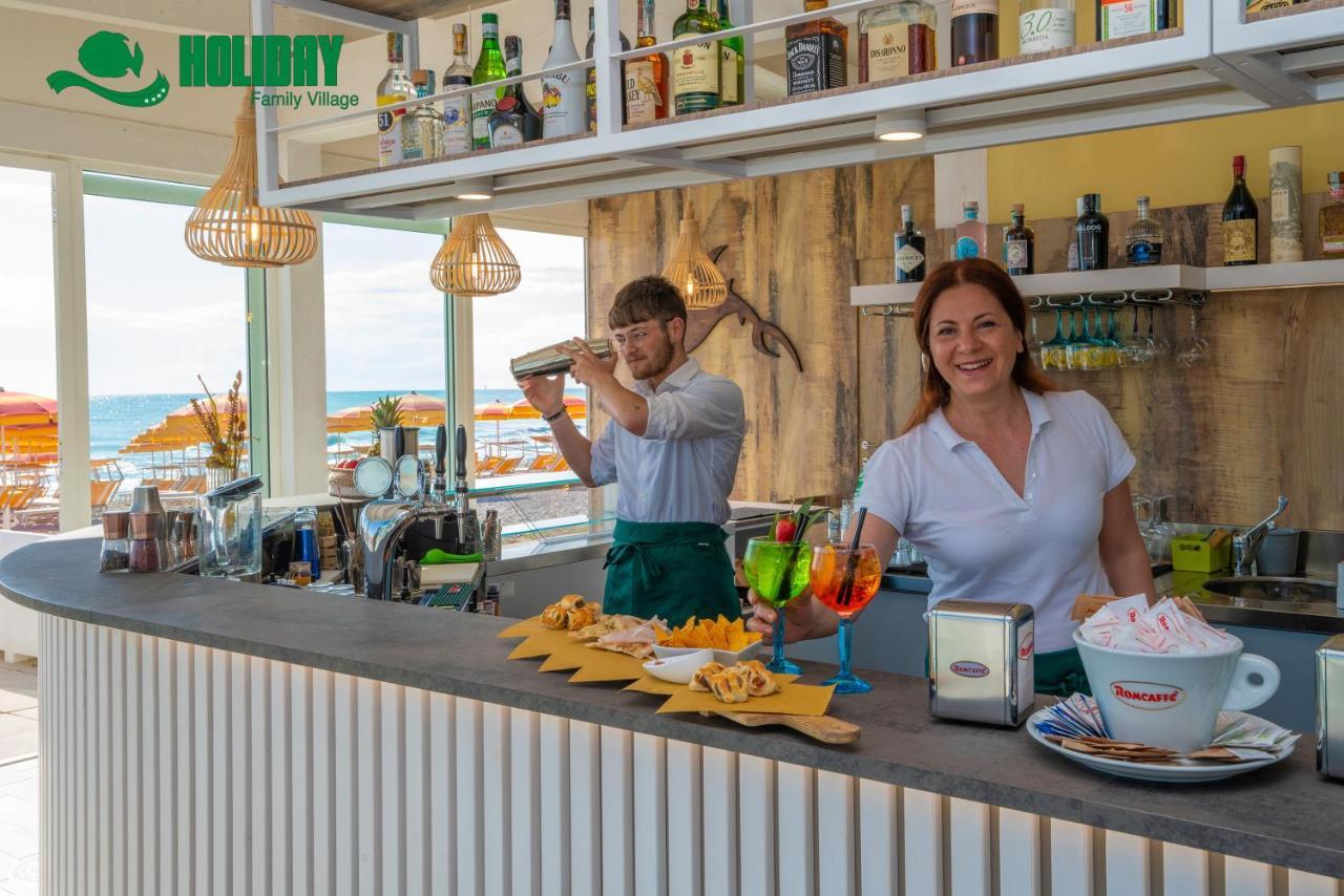 Holiday Family Village Porto SantʼElpidio المظهر الخارجي الصورة