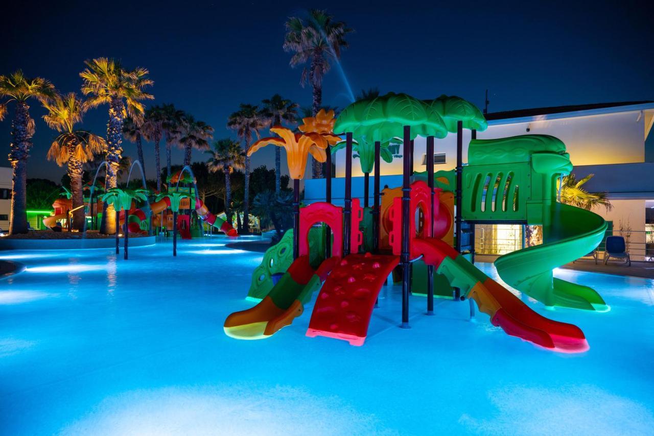 Holiday Family Village Porto SantʼElpidio المظهر الخارجي الصورة