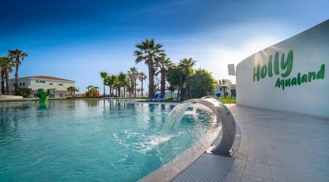 Holiday Family Village Porto SantʼElpidio المظهر الخارجي الصورة