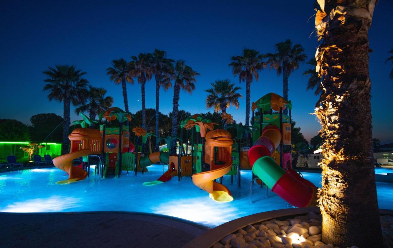 Holiday Family Village Porto SantʼElpidio المظهر الخارجي الصورة