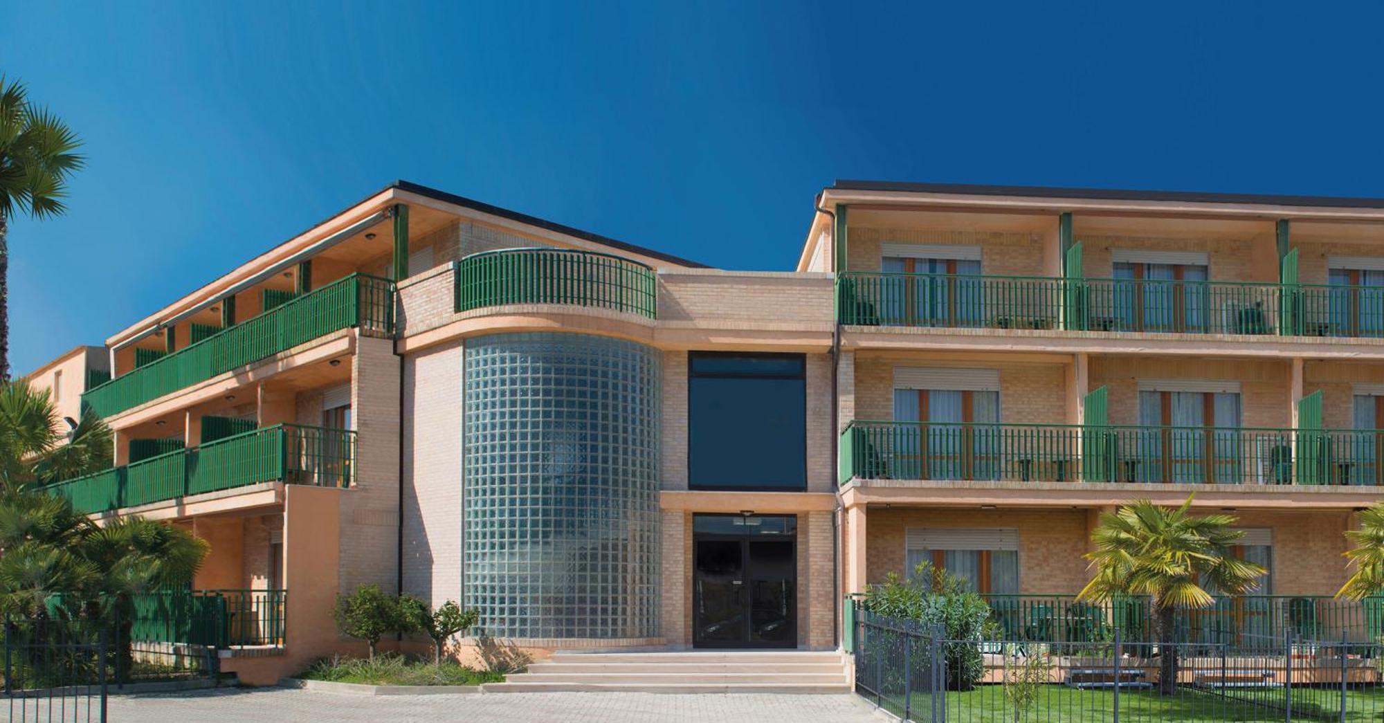Holiday Family Village Porto SantʼElpidio المظهر الخارجي الصورة